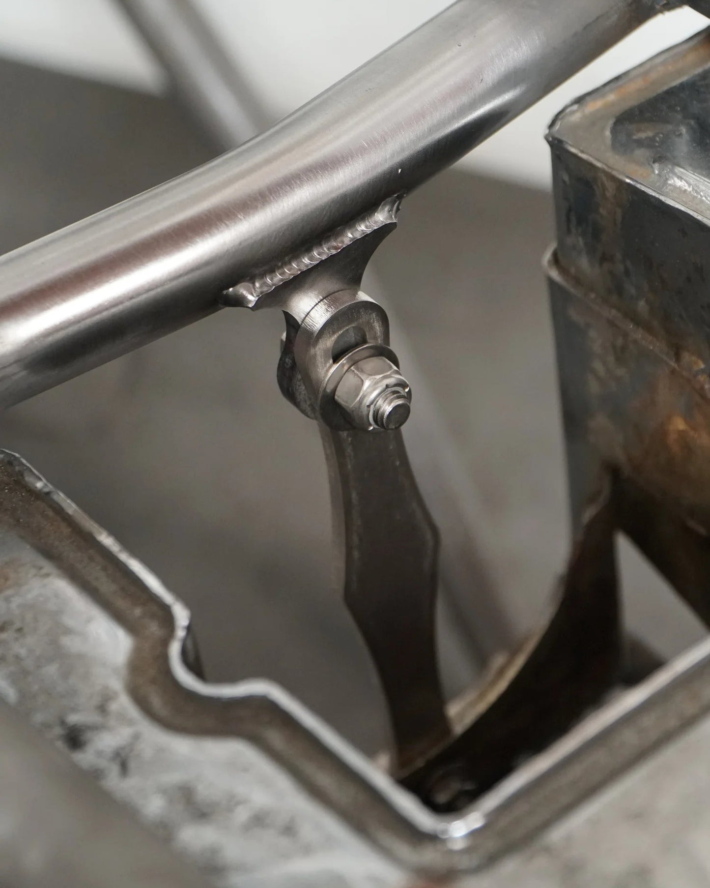 HORSESHOE OILBAG REAR SUPPORT (UNIVERSAL)