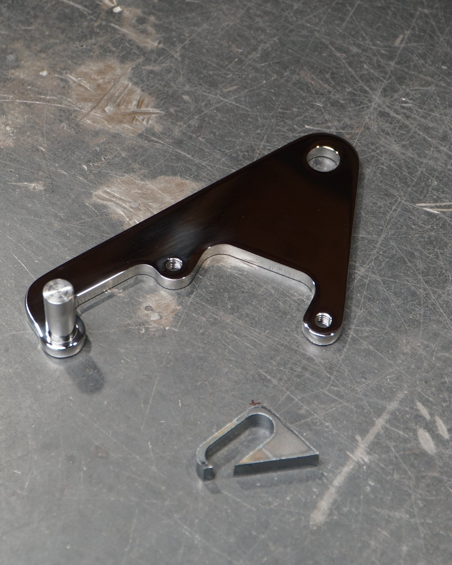 INSIDE FRAME CALIPER MOUNT