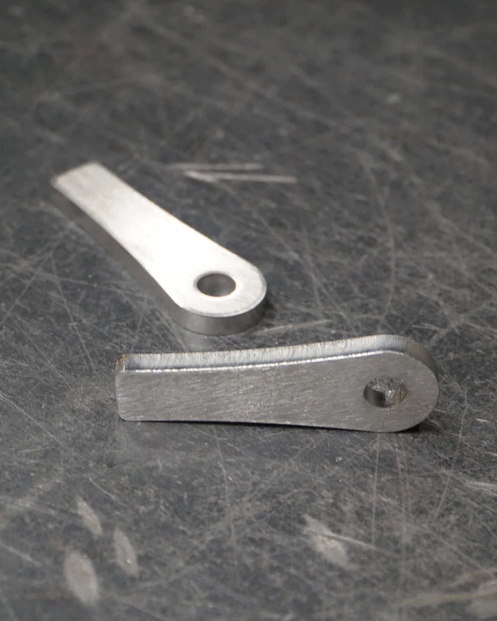 SISSYBAR AXLE PLATE TABS