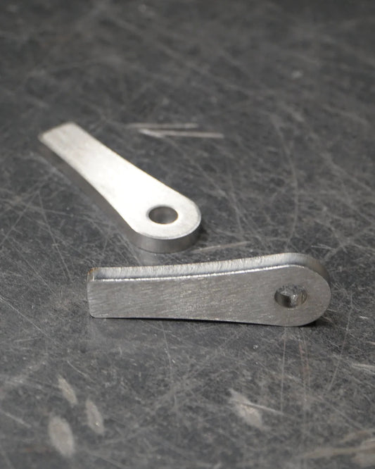 SISSYBAR AXLE PLATE TABS