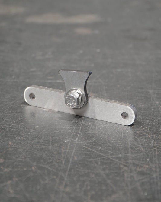 HORSESHOE OILBAG REAR SUPPORT (1958-64 EAR MOUNT)